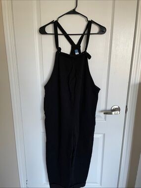 Old Navy Black Maternity Jumper with Crisscross Straps